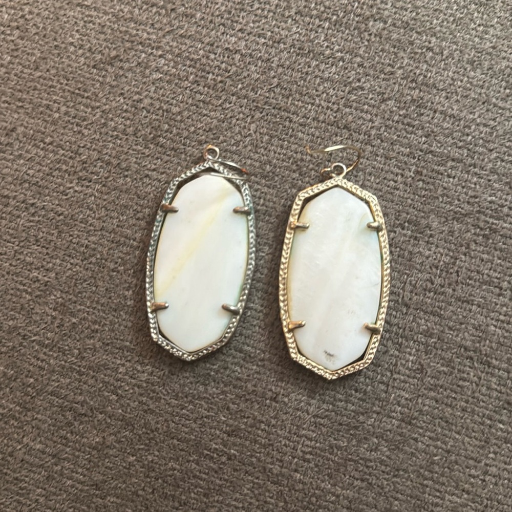 Kendra Scott white earrings